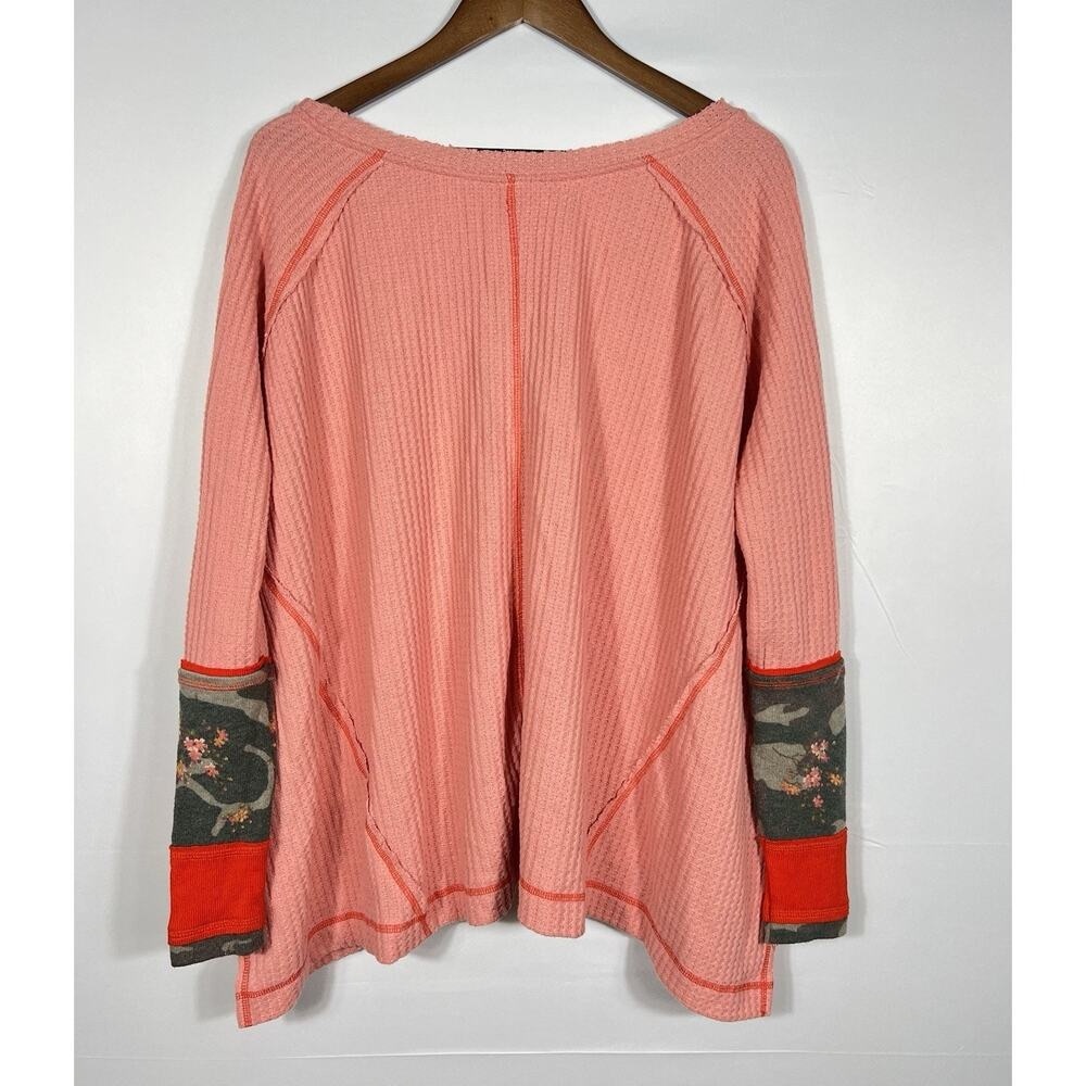 WE THE FREE Cozy thermal waffle knit leopard print cuff thermal top Orange XS - Picture 4 of 14